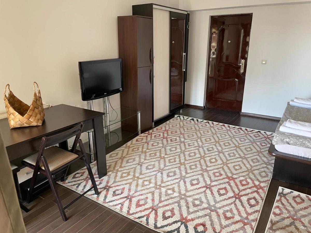 En Passant / A Time In Iasi Apartment ภายนอก รูปภาพ